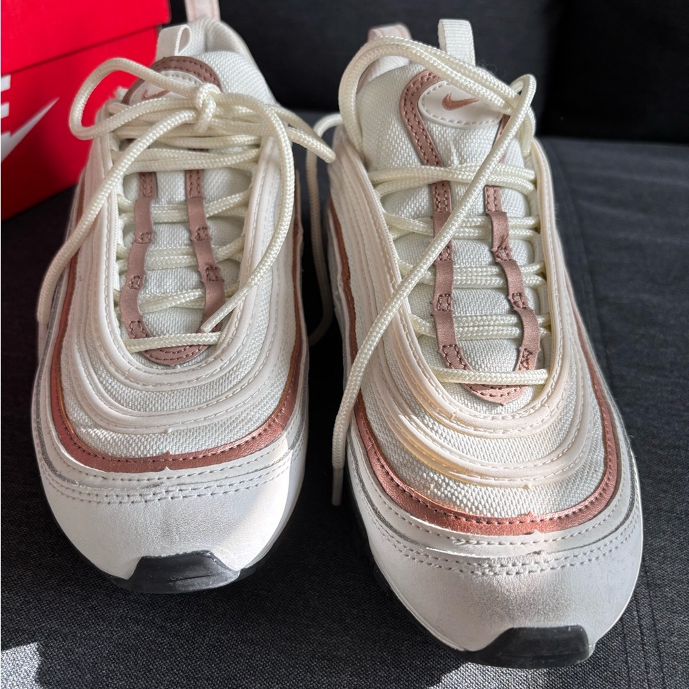 Nike Air Max 97 GS White with Metallic Accents - Picture 10 of 12
